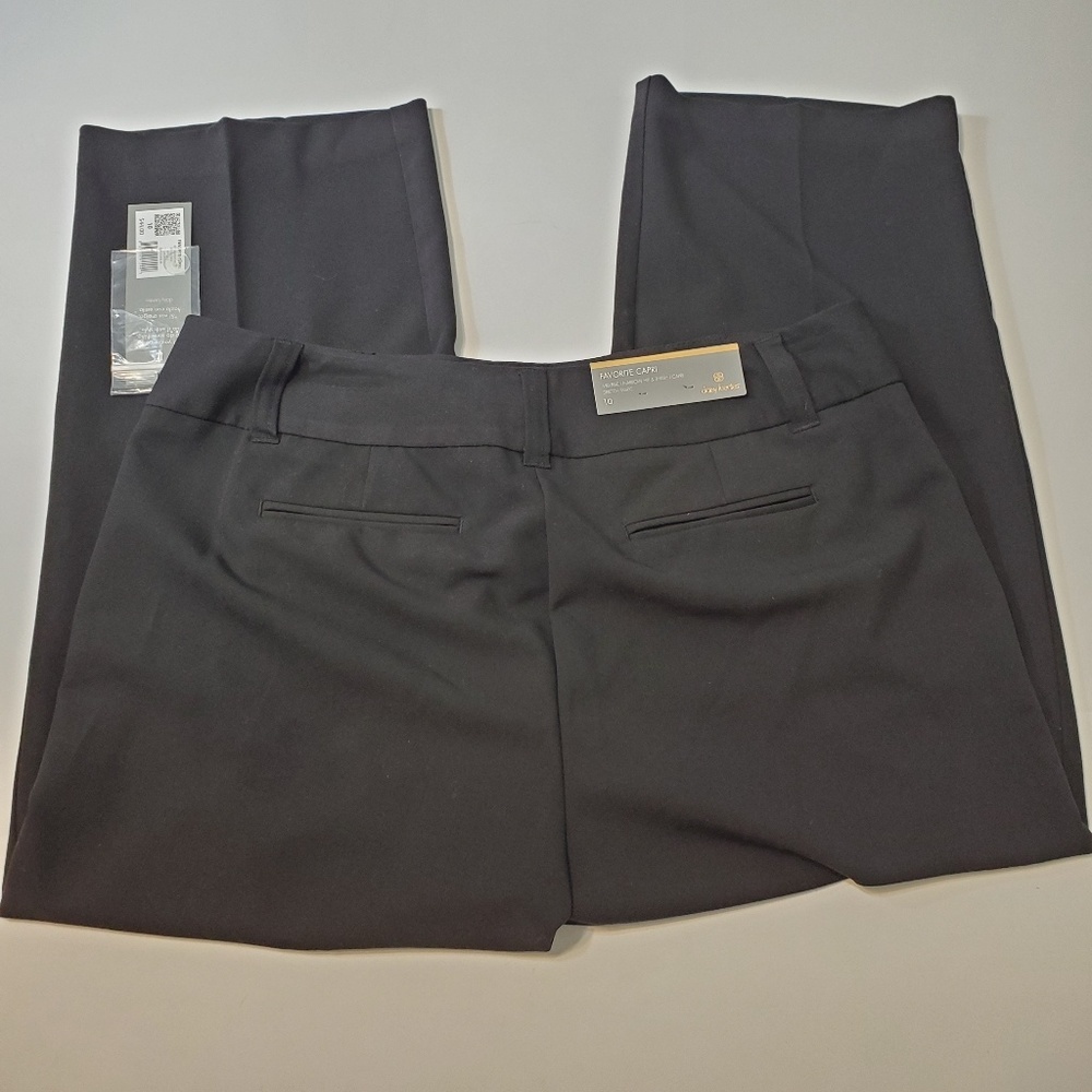 Daisy Fuentes Mid Rise,Narrow Hip,Capri Stretch 10